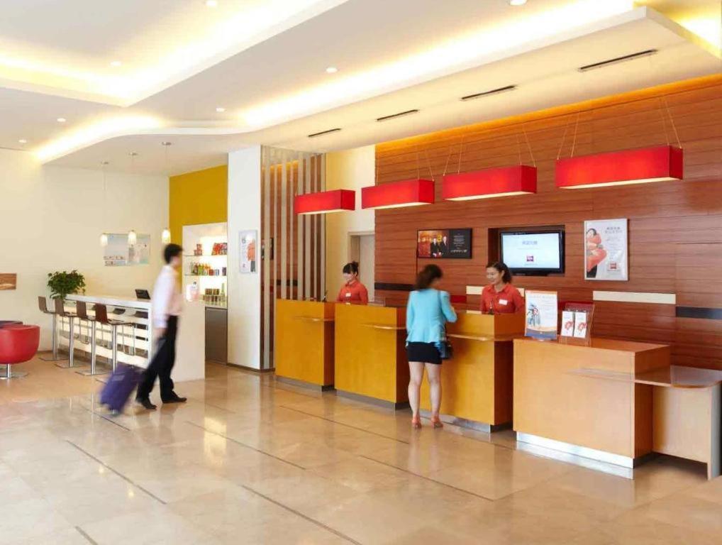 Ibis Styles Wuhan Optics Valley Square Hotel Exterior photo