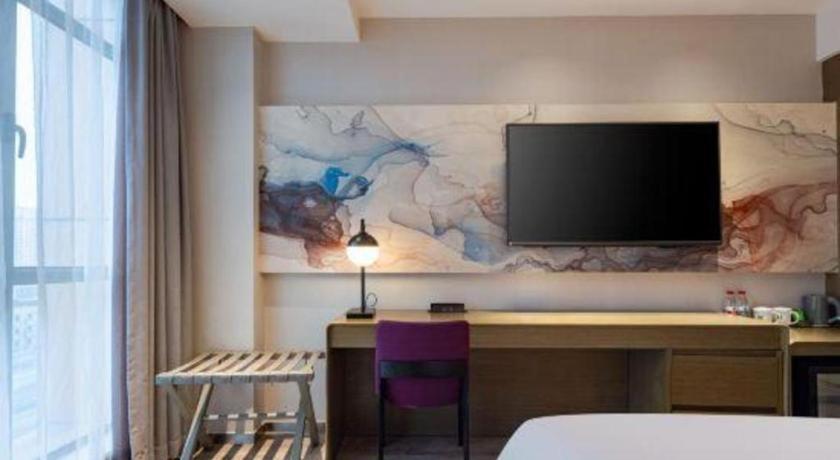 Ibis Styles Wuhan Optics Valley Square Hotel Exterior photo
